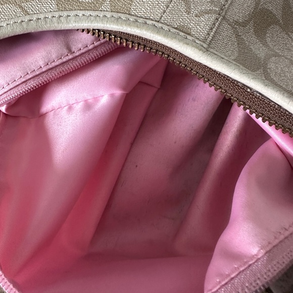 ❌SALE ❌AUTHENTIC COACH BAG. - Picture 10 of 17